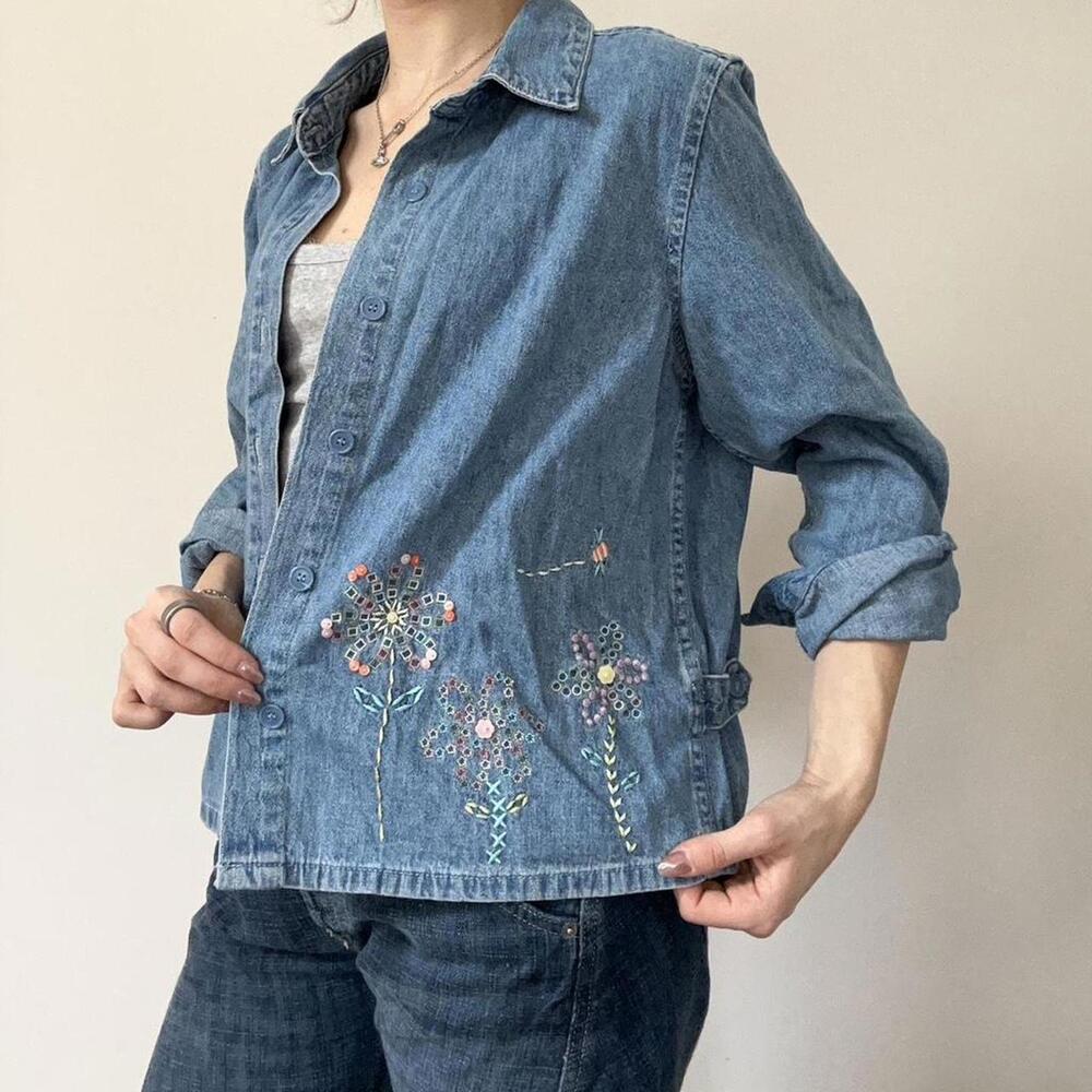 vintage Denim button down shirt/jacket with embroidered flowers